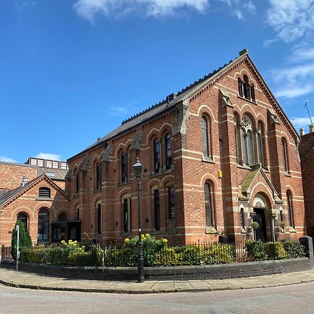 Boutique Chapel Apartment Within City Walls Chester Buitenkant foto